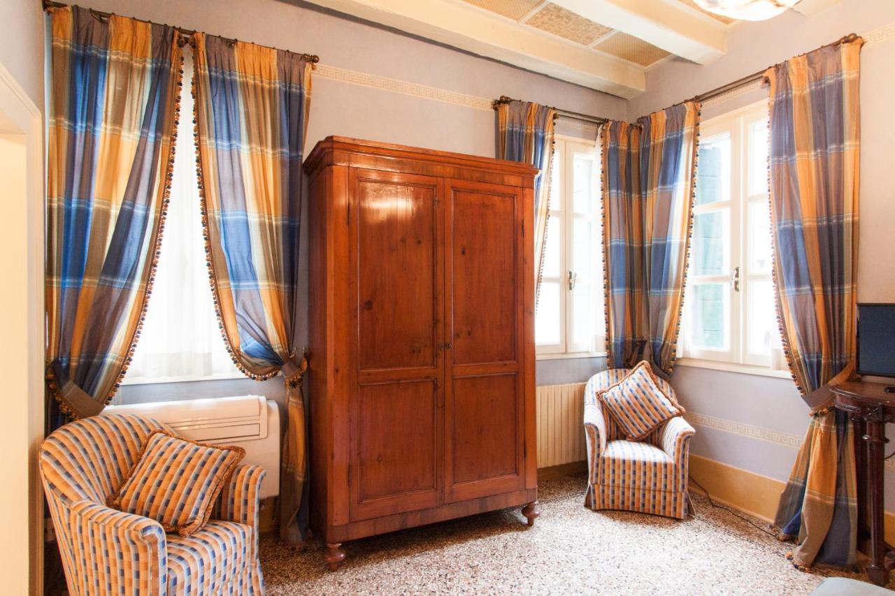 Explore Venice From A Sophisticated Hideaway In San Polo Kültér fotó